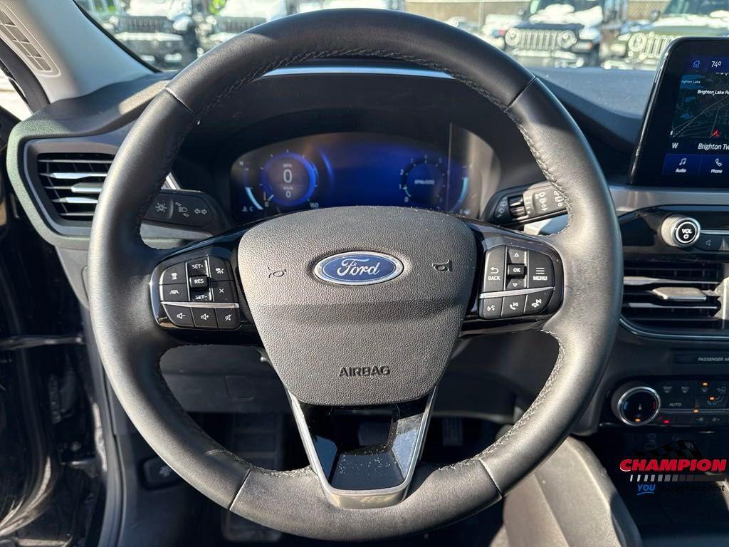 used 2022 Ford Escape car, priced at $22,900