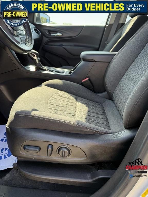 used 2022 Chevrolet Equinox car, priced at $17,000