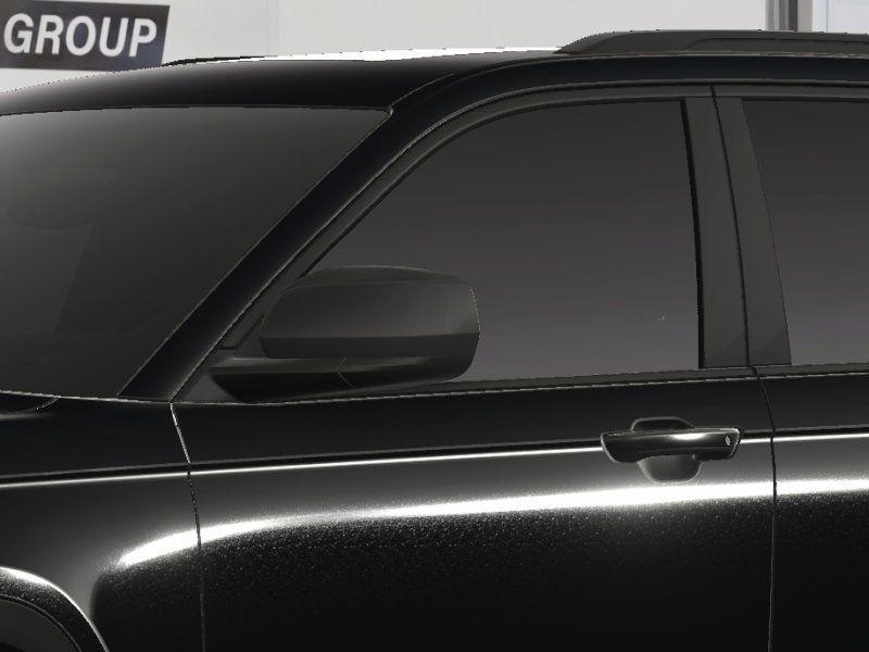 new 2025 Jeep Grand Cherokee car, priced at $42,504