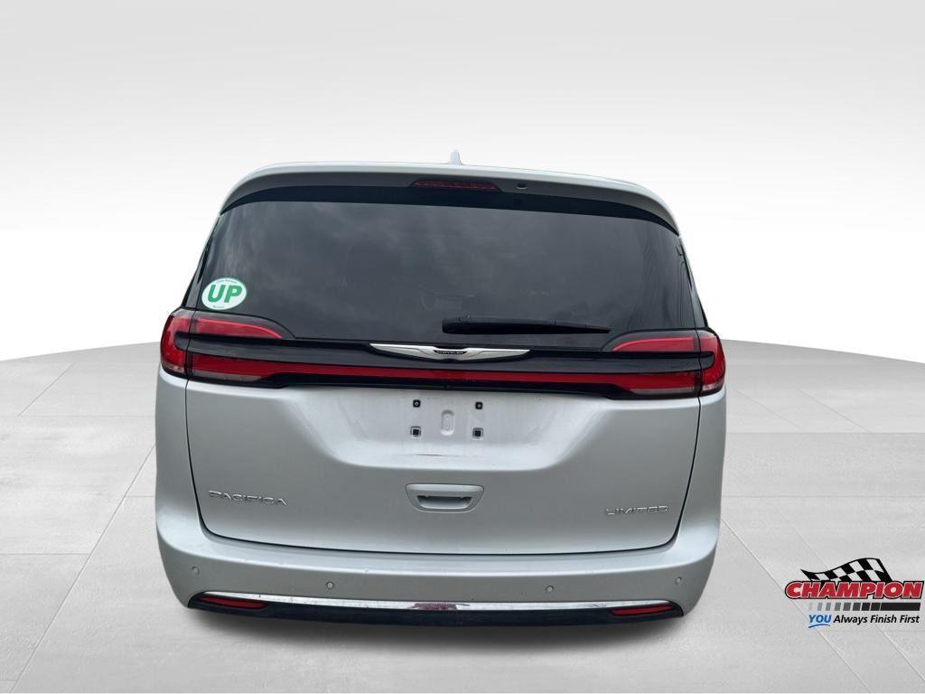 used 2022 Chrysler Pacifica car, priced at $33,650