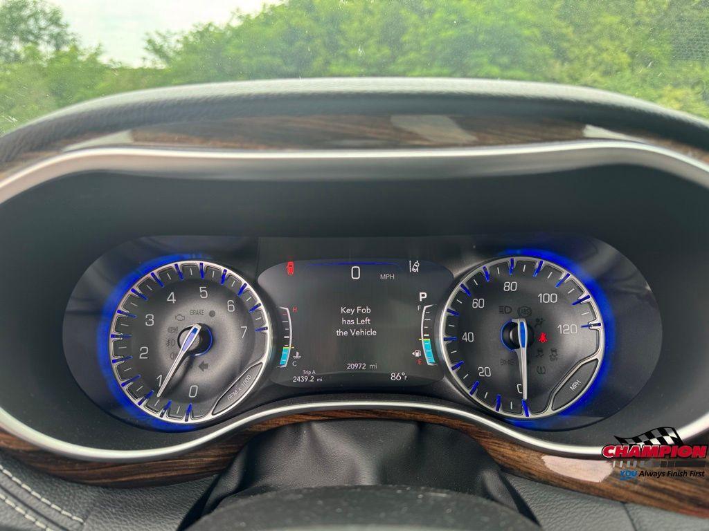 used 2022 Chrysler Pacifica car, priced at $33,650