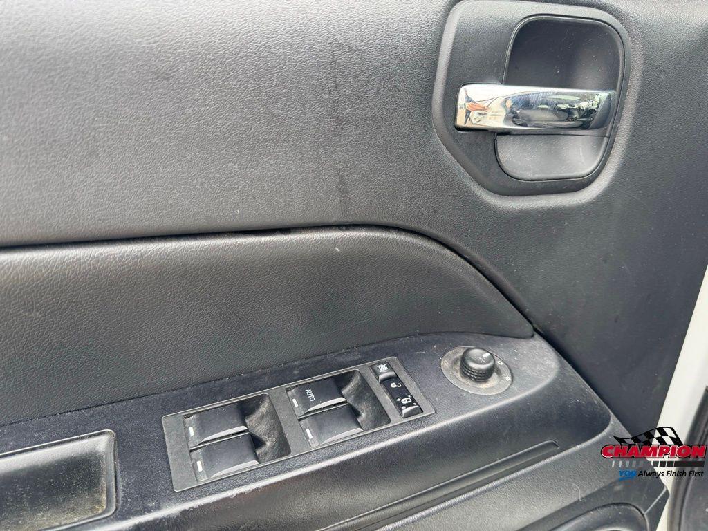 used 2016 Jeep Patriot car, priced at $5,825