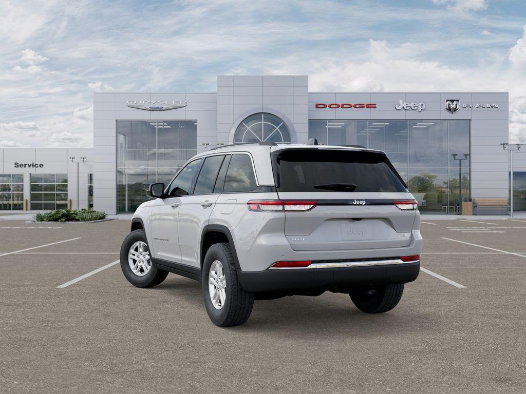 new 2025 Jeep Grand Cherokee car, priced at $34,534