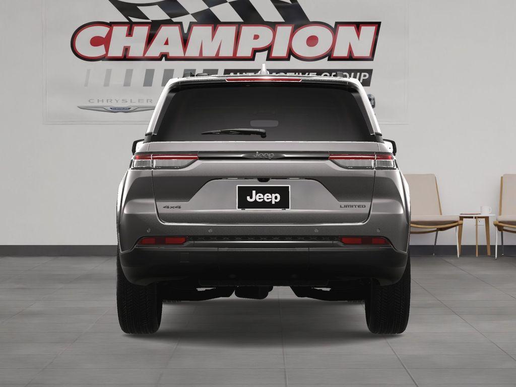 new 2025 Jeep Grand Cherokee car, priced at $43,935