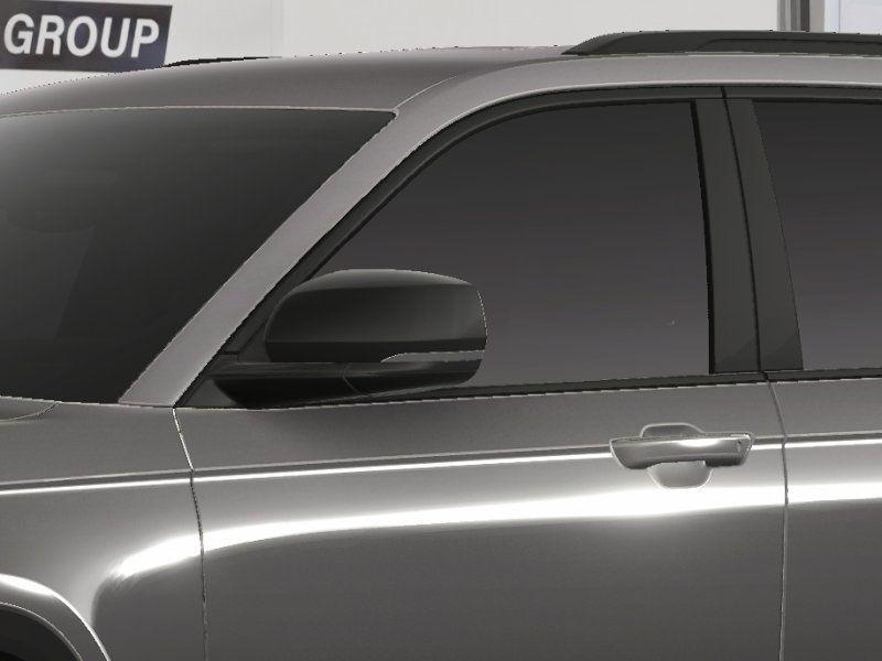 new 2025 Jeep Grand Cherokee car, priced at $44,685