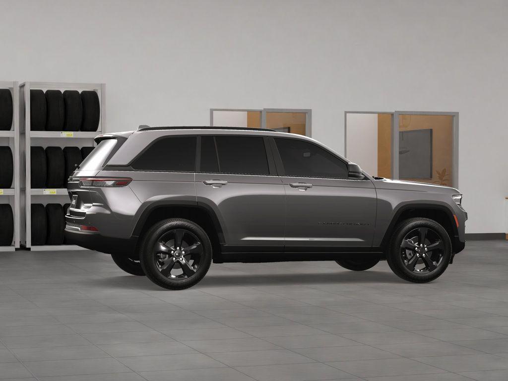 new 2025 Jeep Grand Cherokee car, priced at $44,685