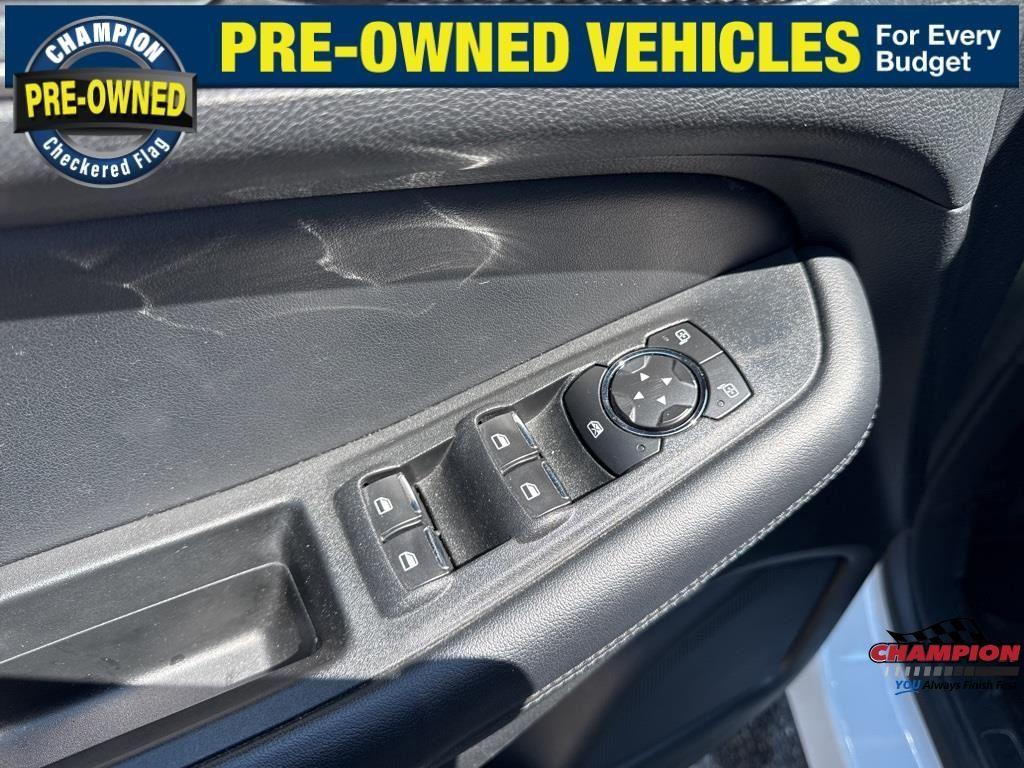 used 2022 Ford Edge car, priced at $18,900