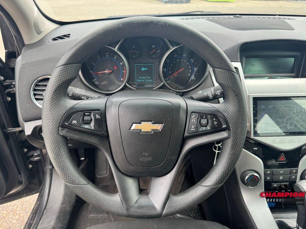 used 2016 Chevrolet Cruze Limited car, priced at $3,900