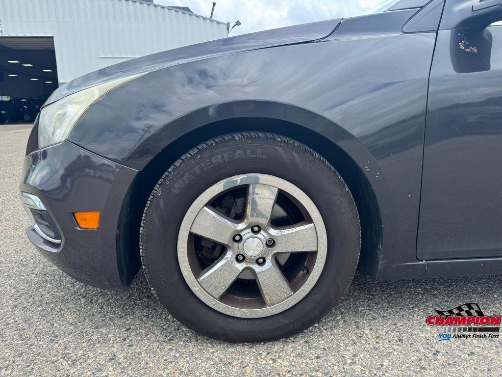 used 2016 Chevrolet Cruze Limited car, priced at $3,900