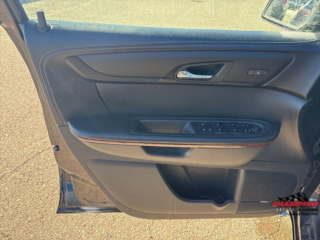 used 2013 Chevrolet Traverse car, priced at $6,750