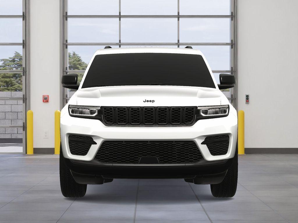 new 2025 Jeep Grand Cherokee car, priced at $40,283