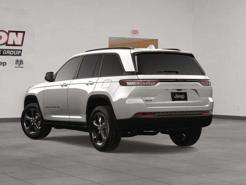 new 2025 Jeep Grand Cherokee car, priced at $40,283
