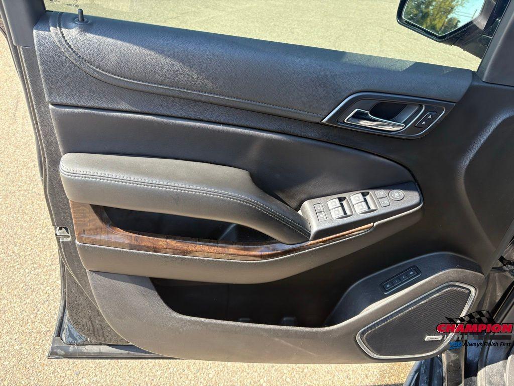 used 2020 Chevrolet Suburban car, priced at $28,300