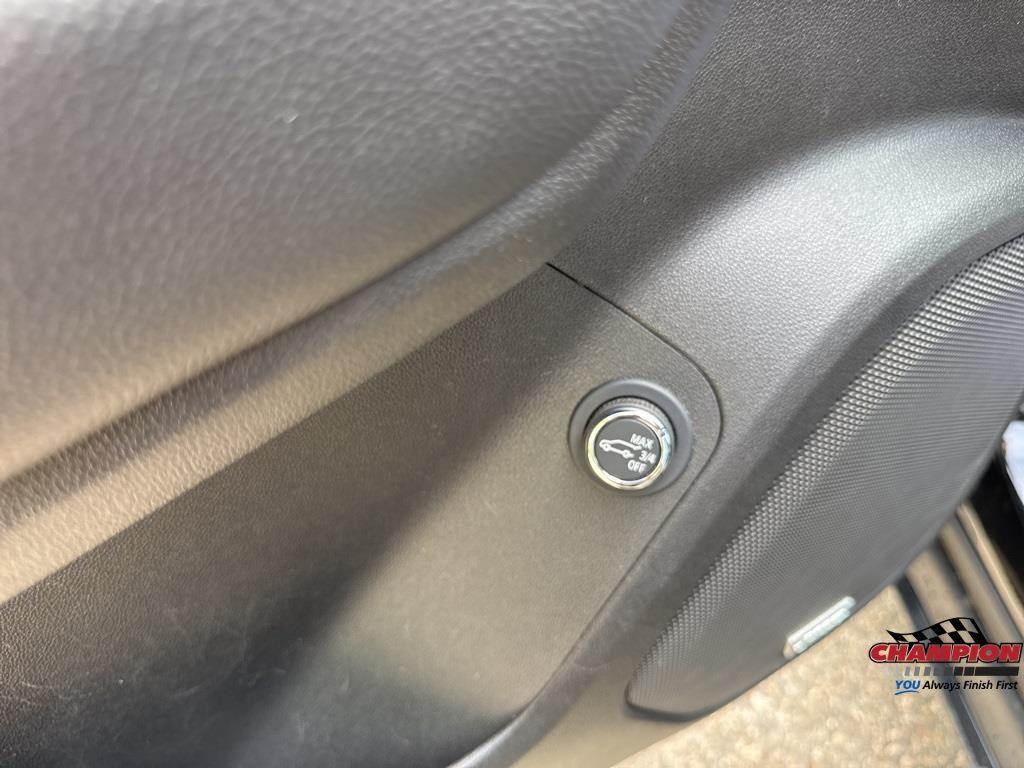 used 2023 GMC Acadia car, priced at $26,500