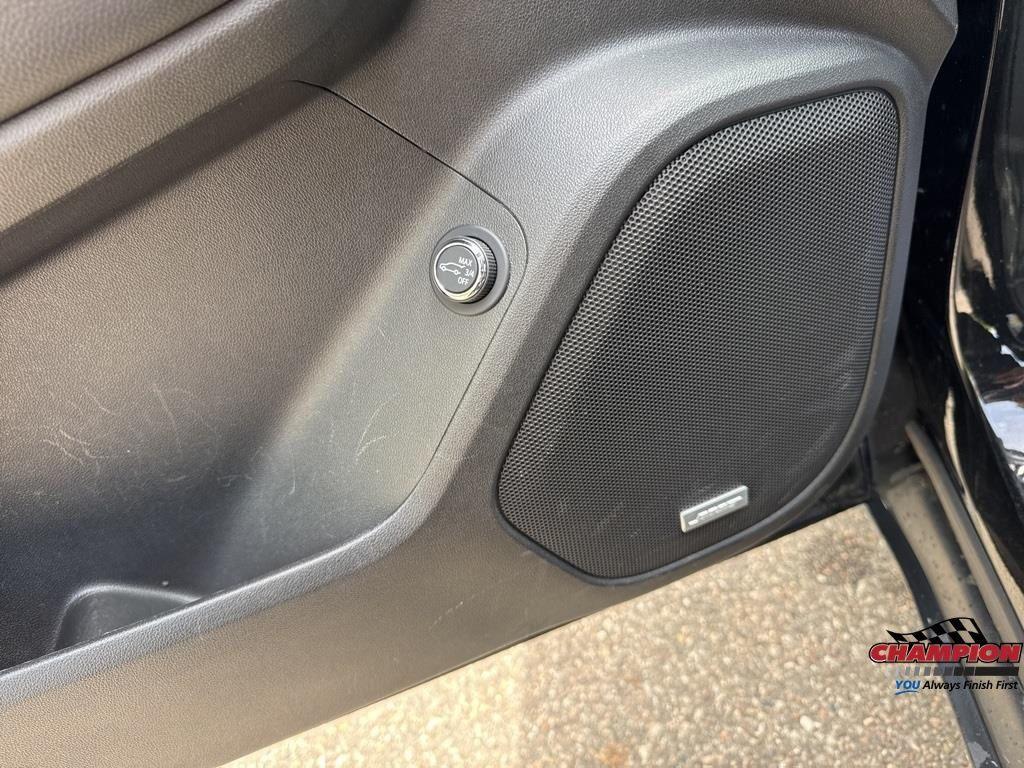 used 2023 GMC Acadia car, priced at $26,500