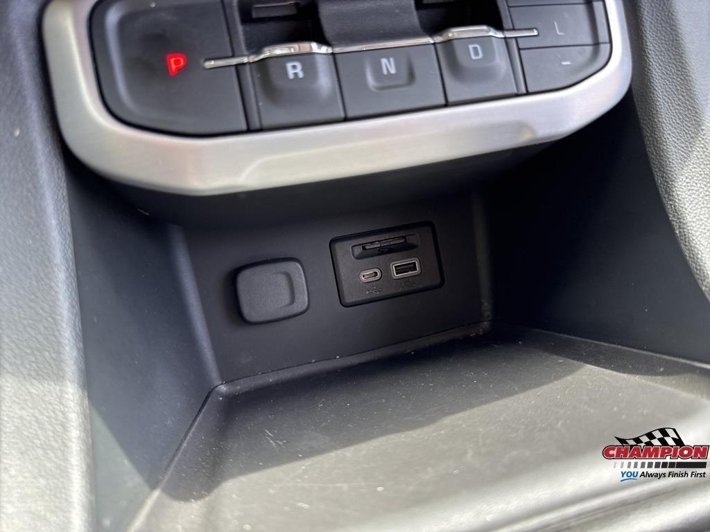 used 2023 GMC Acadia car, priced at $26,500