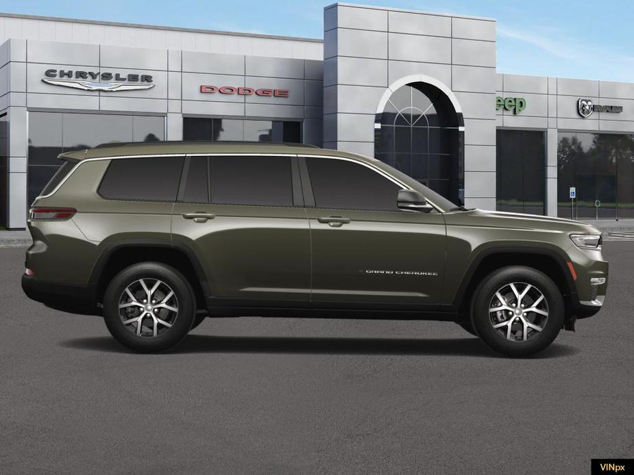 new 2024 Jeep Grand Cherokee L car, priced at $48,051