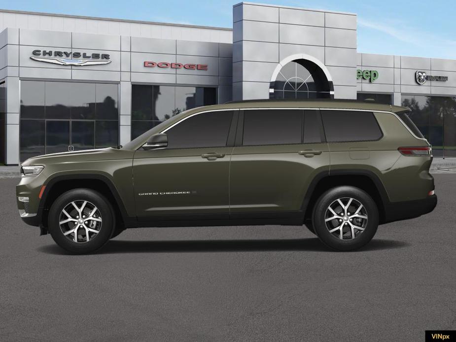 new 2024 Jeep Grand Cherokee L car, priced at $48,051