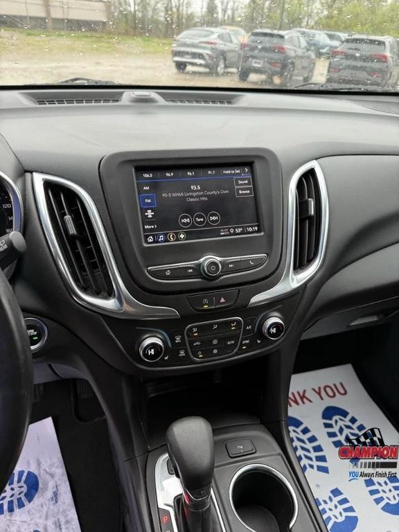 used 2022 Chevrolet Equinox car, priced at $17,500