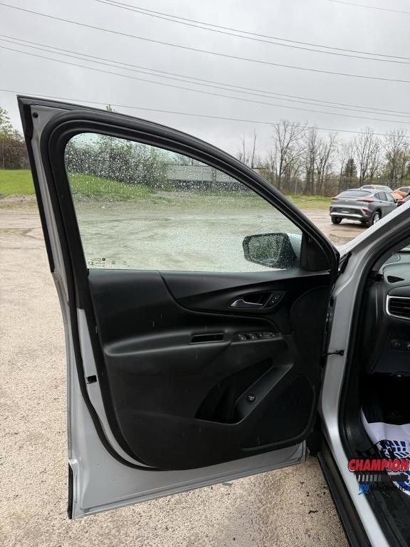 used 2022 Chevrolet Equinox car, priced at $17,500