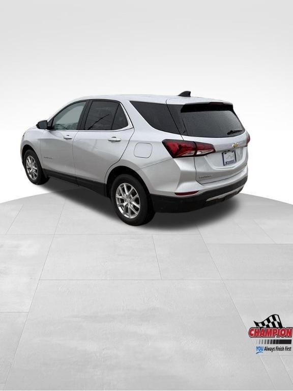 used 2022 Chevrolet Equinox car, priced at $17,500