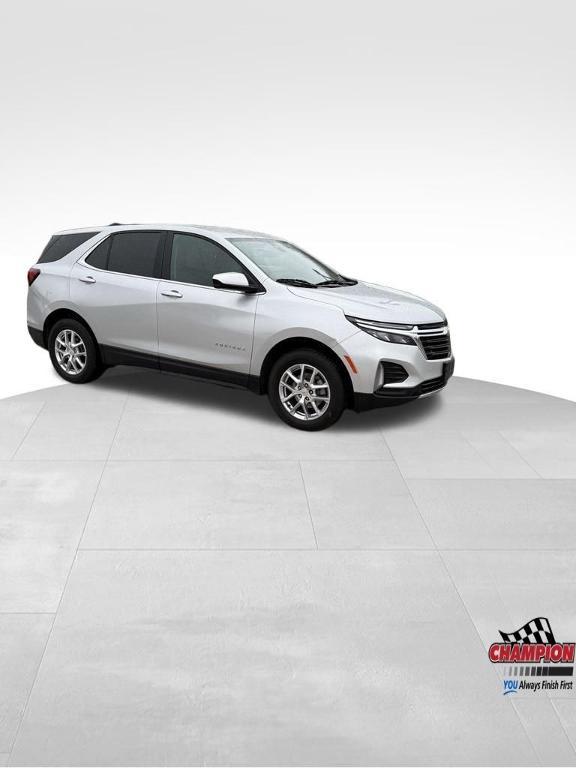 used 2022 Chevrolet Equinox car, priced at $17,500