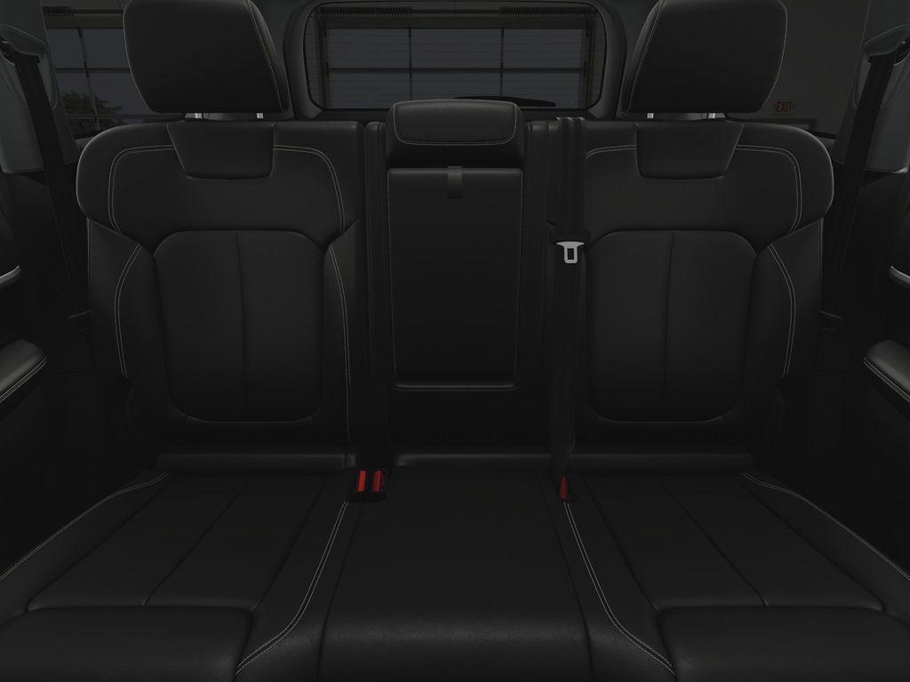new 2025 Jeep Grand Cherokee car, priced at $44,740