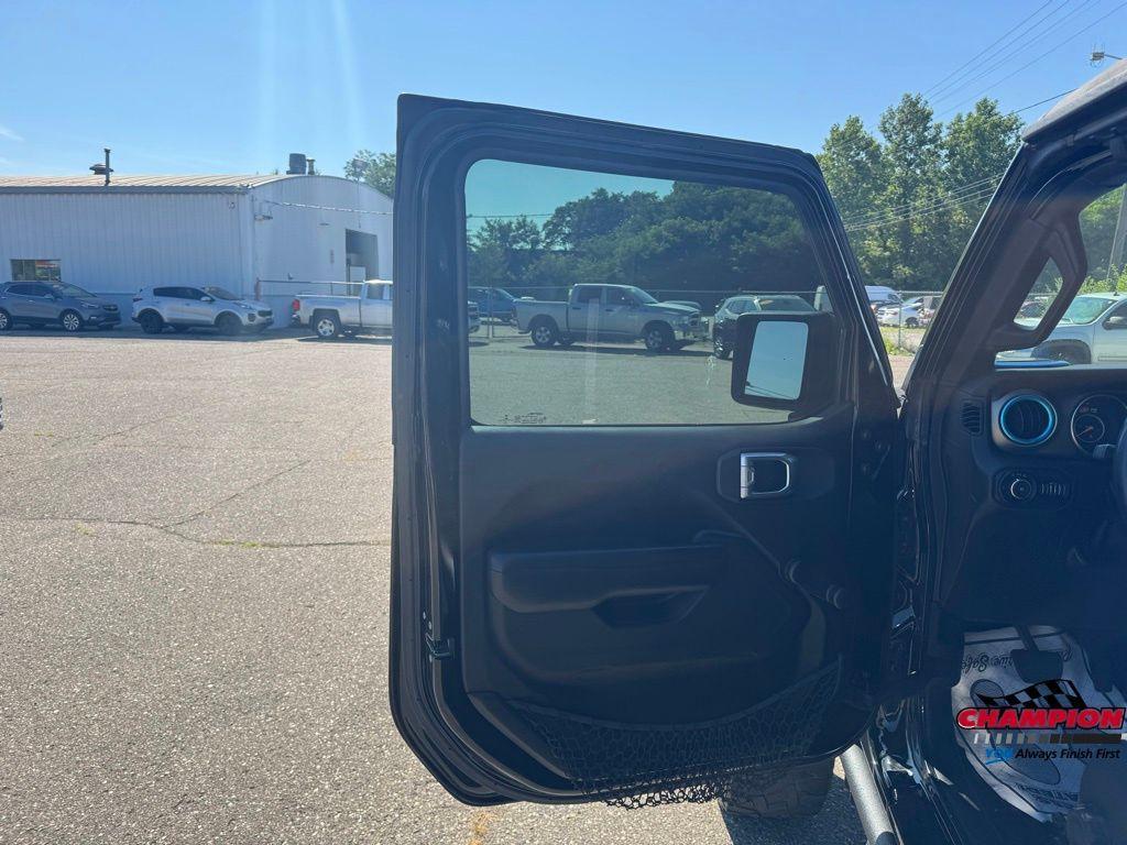 used 2018 Jeep Wrangler Unlimited car, priced at $22,995