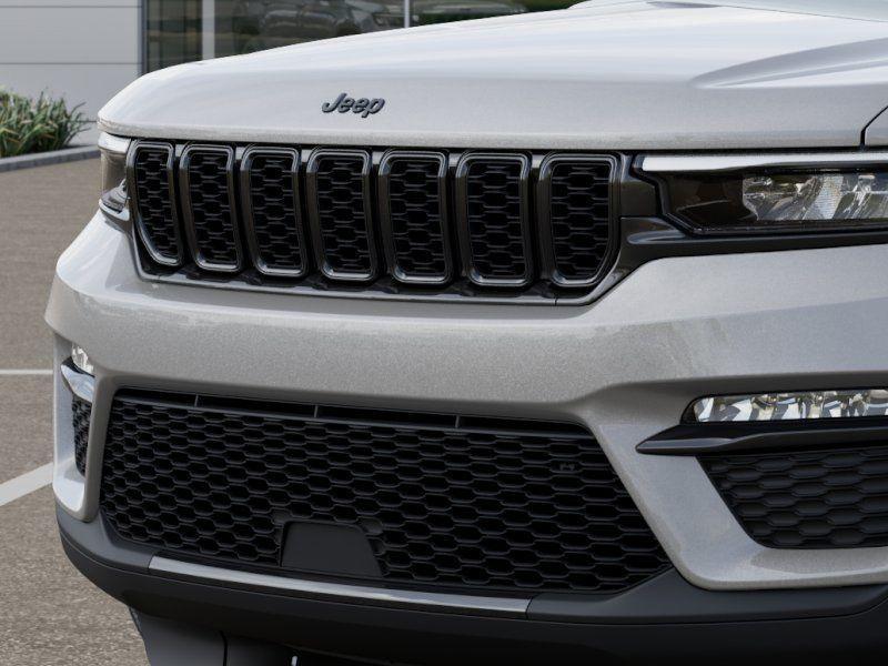 new 2025 Jeep Grand Cherokee car, priced at $46,954