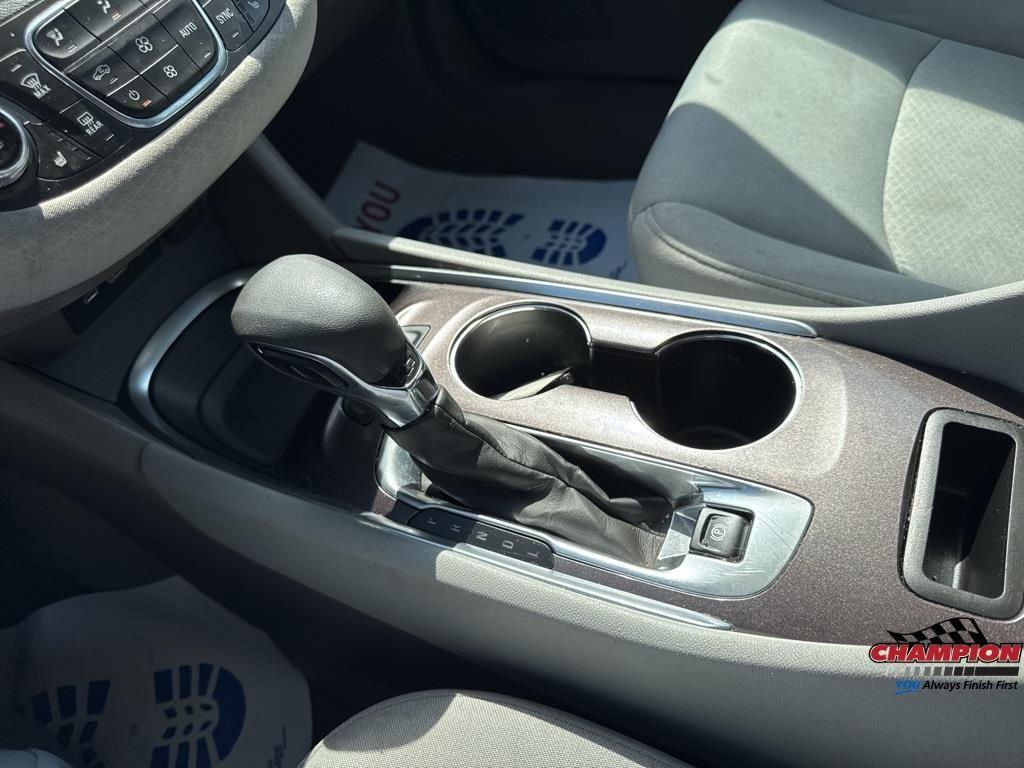 used 2022 Chevrolet Malibu car, priced at $14,400