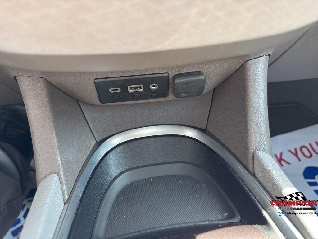 used 2022 Chevrolet Malibu car, priced at $14,400