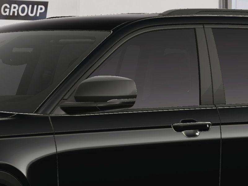 new 2025 Jeep Grand Cherokee car, priced at $44,685