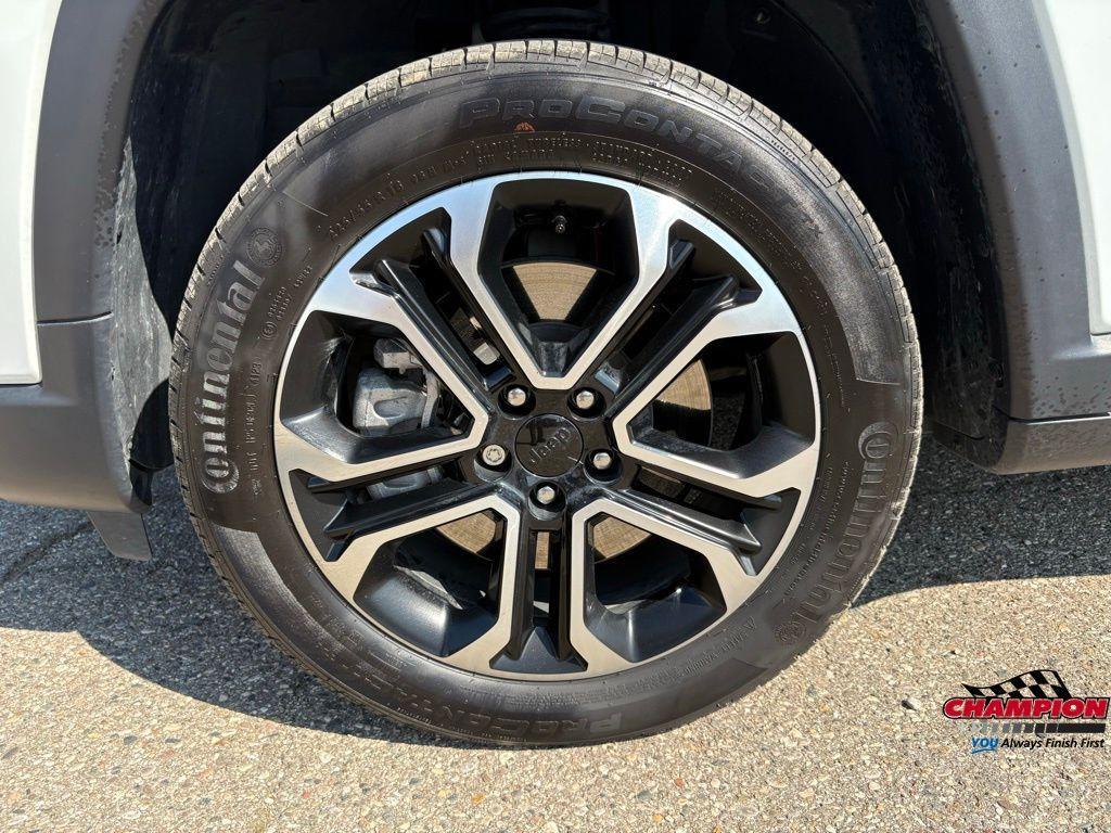 used 2024 Jeep Compass car, priced at $26,692