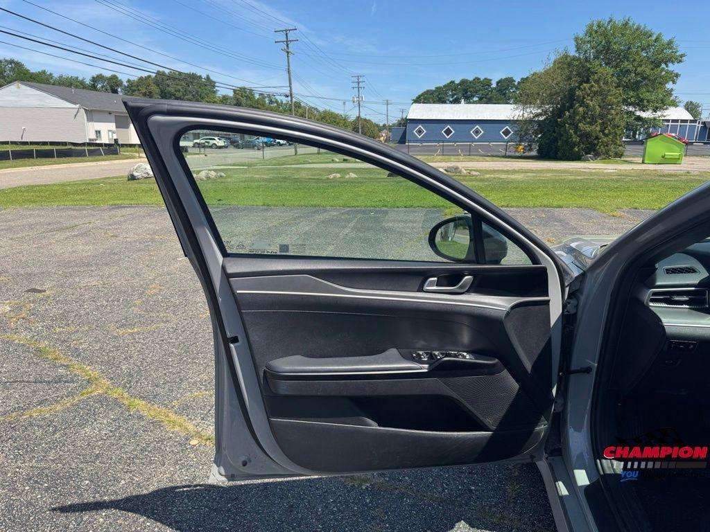 used 2022 Kia K5 car, priced at $22,450