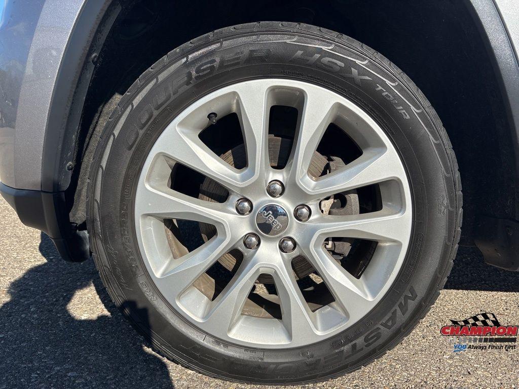 used 2017 Jeep Grand Cherokee car, priced at $10,375