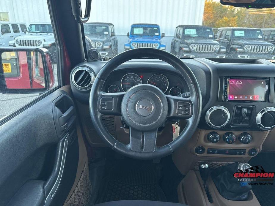 used 2013 Jeep Wrangler Unlimited car, priced at $15,000