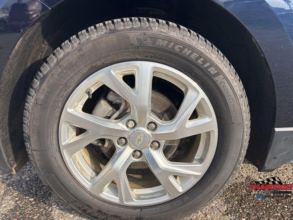 used 2020 Chevrolet Equinox car, priced at $19,374