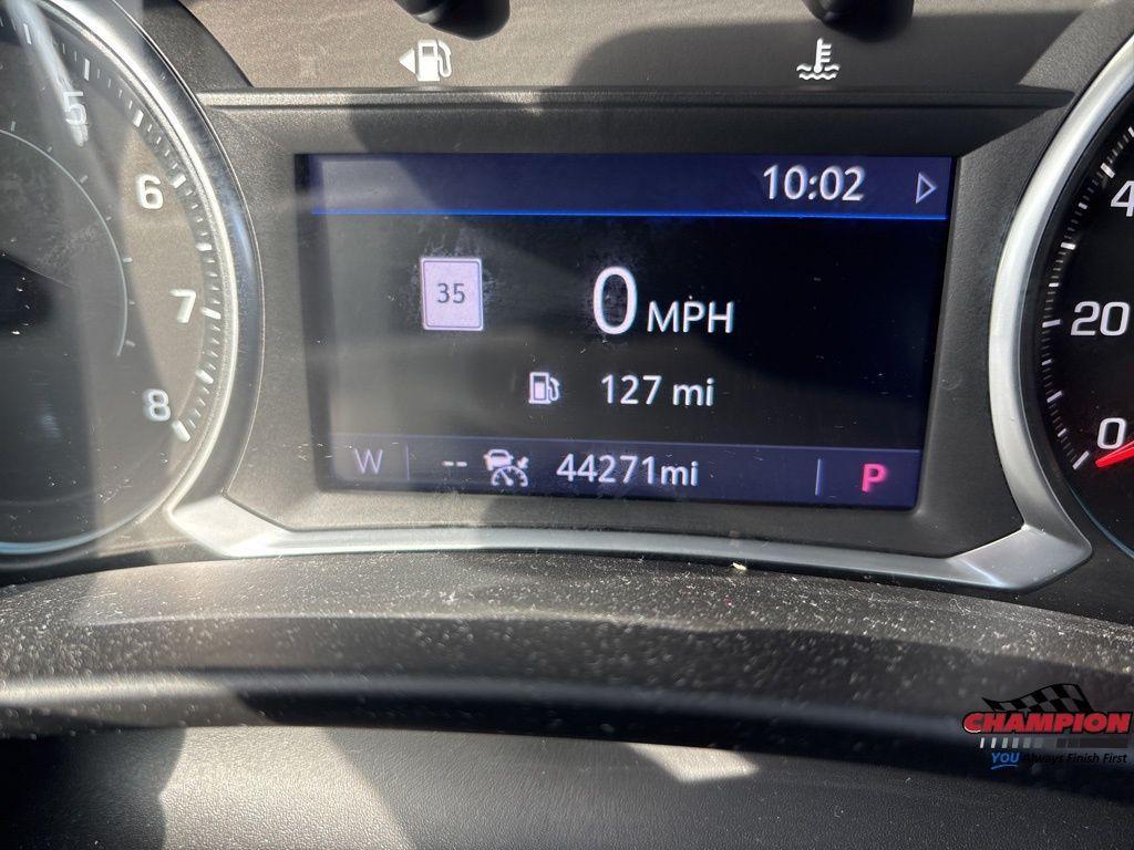 used 2020 Chevrolet Equinox car, priced at $19,374