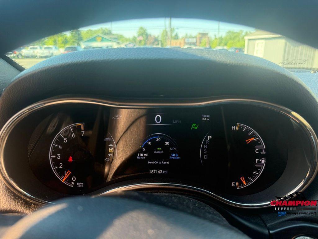 used 2014 Jeep Grand Cherokee car, priced at $7,500