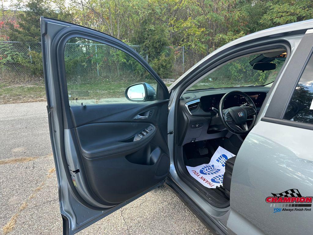 used 2024 Buick Encore GX car, priced at $21,000