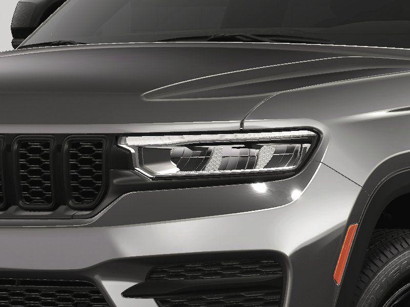 new 2025 Jeep Grand Cherokee car, priced at $44,292