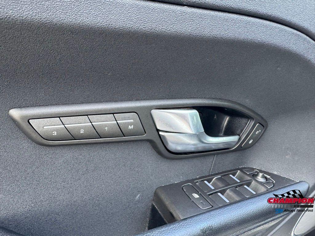 used 2015 Land Rover Range Rover Evoque car, priced at $9,700