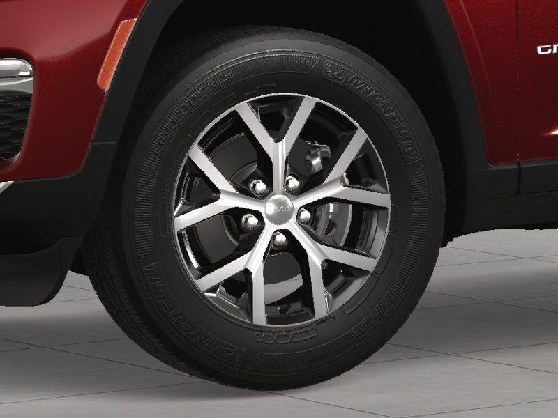 new 2025 Jeep Grand Cherokee car, priced at $43,355