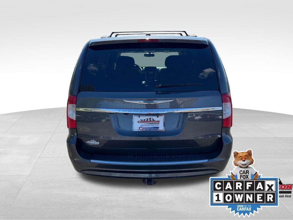 used 2015 Chrysler Town & Country car, priced at $6,000