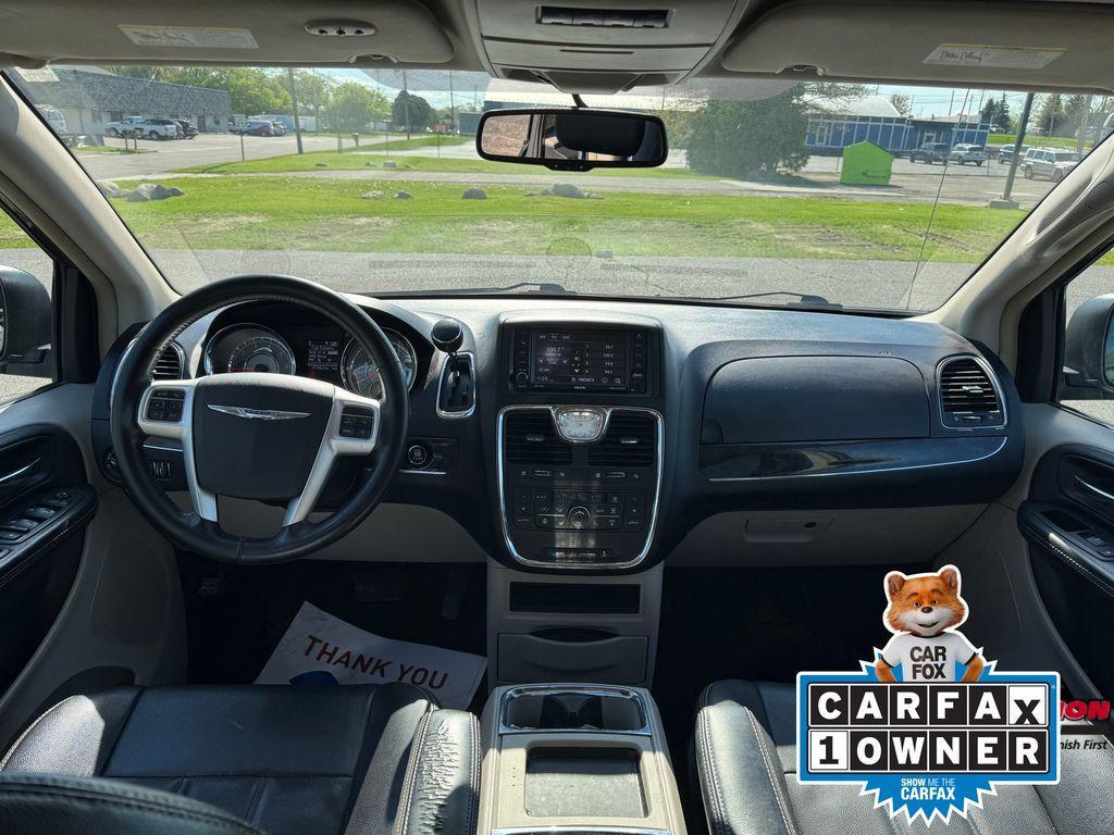 used 2015 Chrysler Town & Country car, priced at $6,000