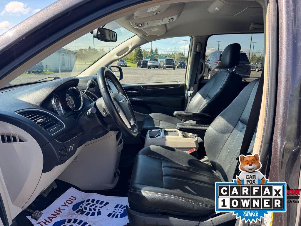 used 2015 Chrysler Town & Country car, priced at $6,000