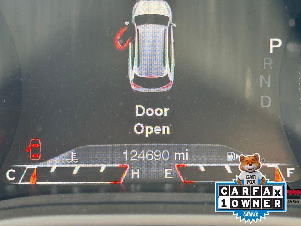 used 2015 Jeep Cherokee car, priced at $9,000