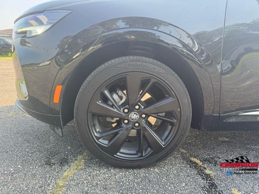 used 2023 Buick Envision car, priced at $23,313