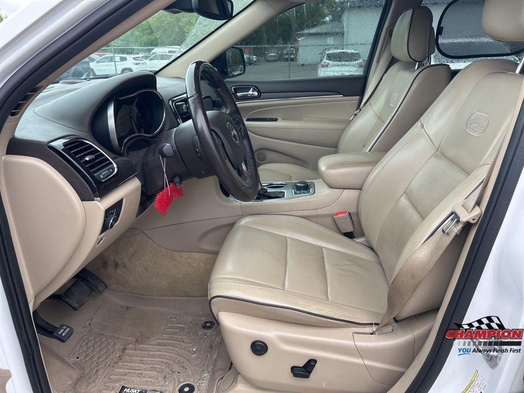 used 2019 Jeep Grand Cherokee car, priced at $17,900