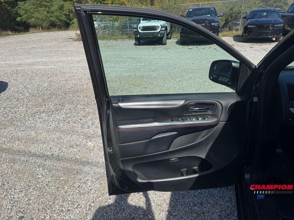 used 2017 Dodge Grand Caravan car, priced at $8,600